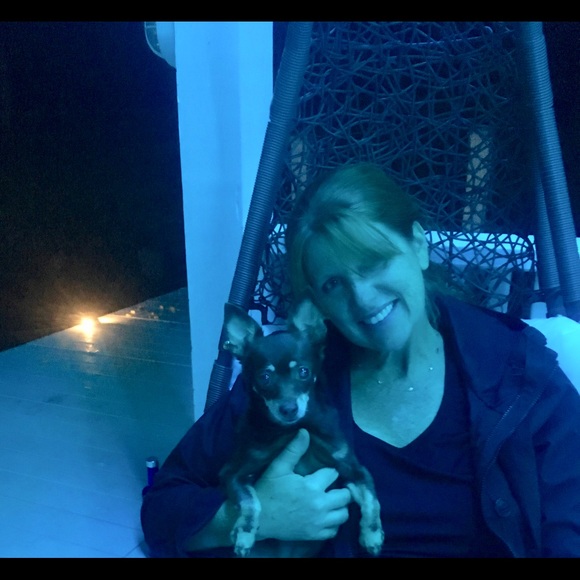 Meet your Posher, Catherine - Picture 1 of 1